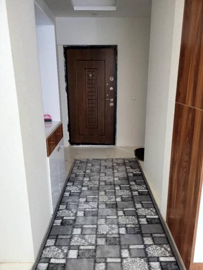 آپارتمان ۱۱۷ متری طبقه ۷ برج بهارستان رو به بلوار